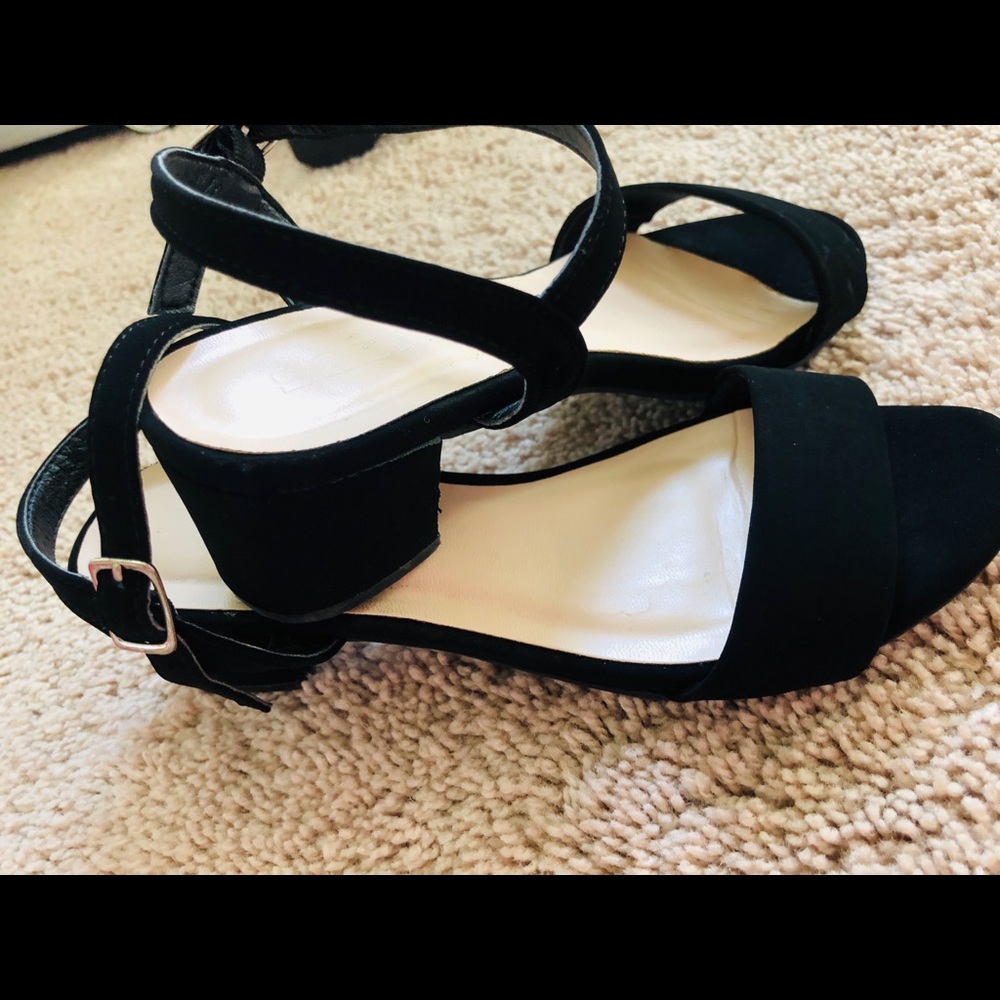 Sandals with a little heel